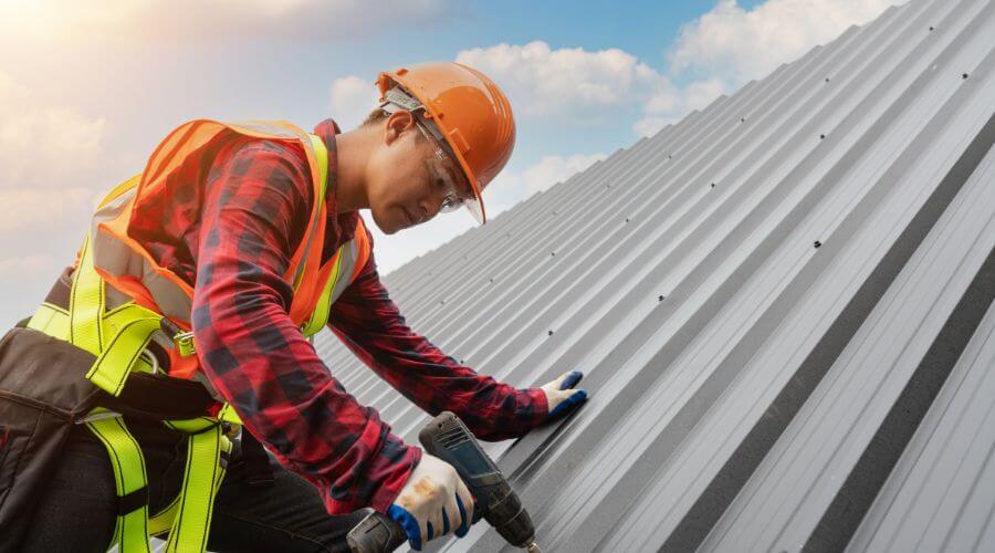 Professional Emergency Roof Repairs services in Alma, MI